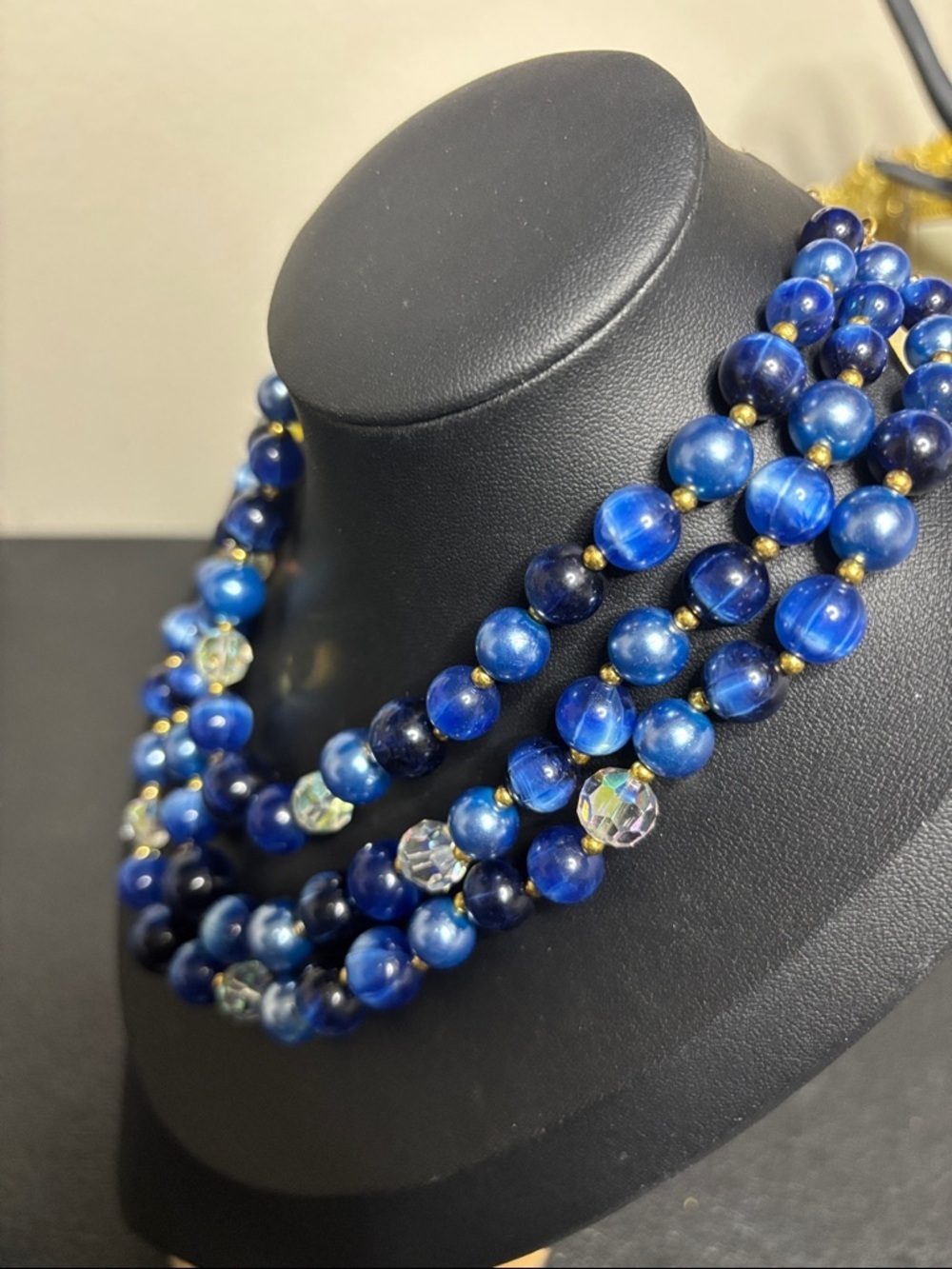 Vintage Lisner Signed Layered Collar Blue Beaded Gold Tone Statement Necklace - Picture 2 of 7